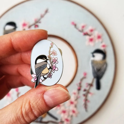 CHICKADEE ENAMEL NEEDLE MINDER By Jessica Long Embroidery