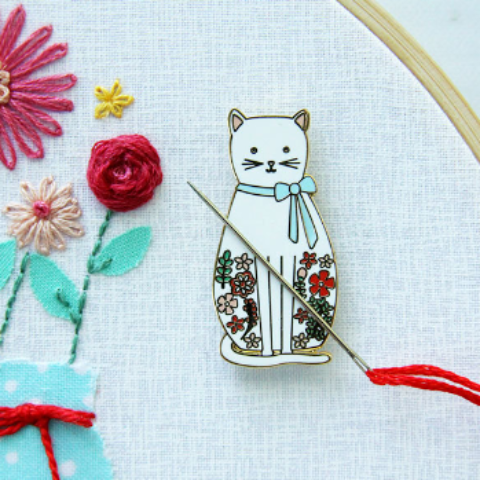 White Floral Cat Needle Minder by Flamingo Toes