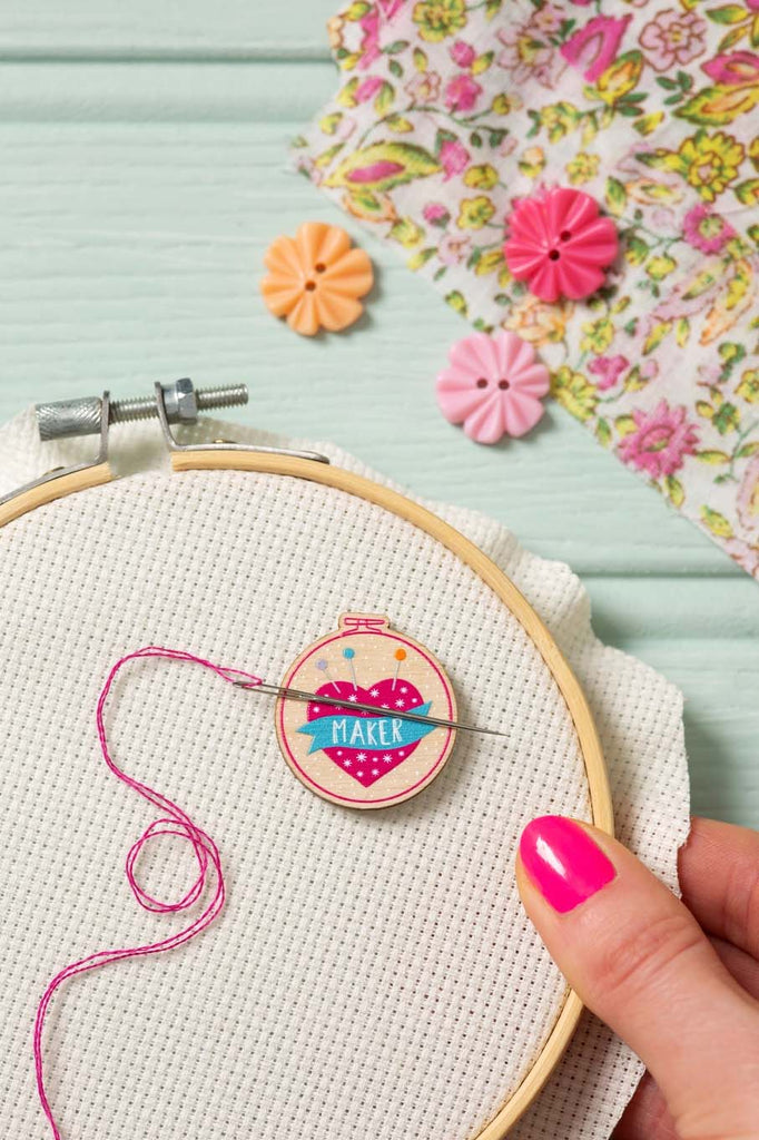 Maker Pincushion Magnetic Needle Minder  From Hawthorn Handmade
