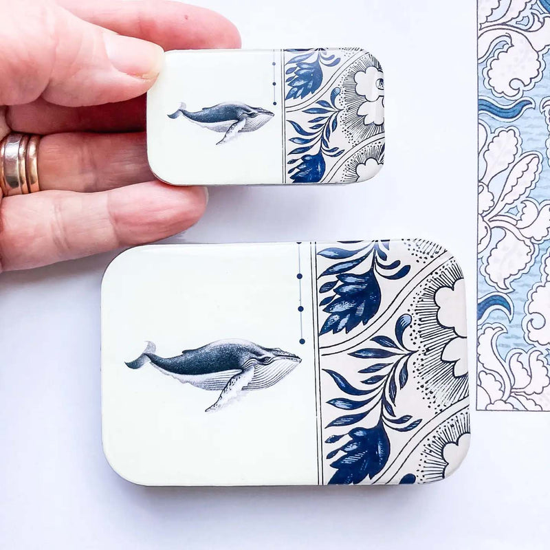 Whale Tin NEEDLE CASE NEEDLE ORGANIZER-Large