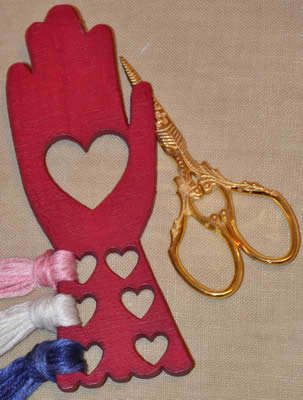 Kelmscott Design's Heart in Hand Thread Keep