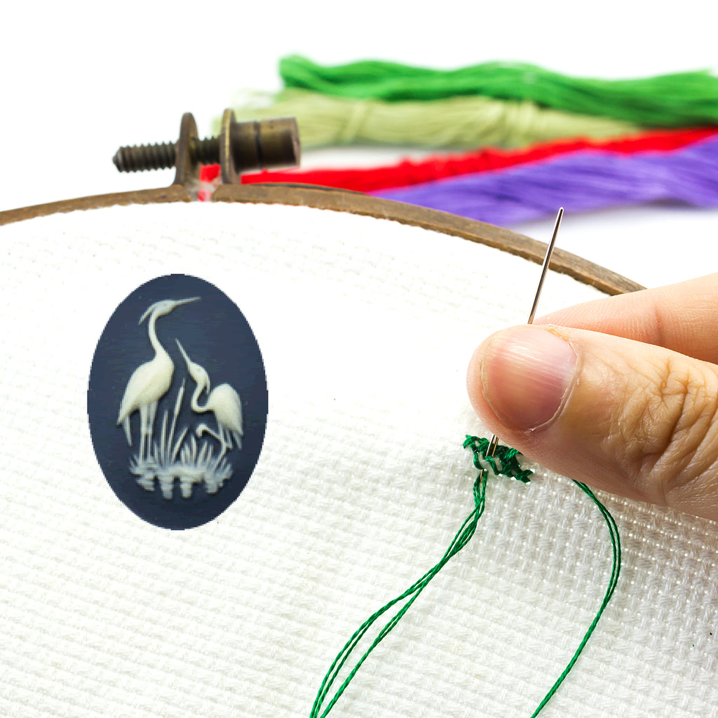 Kelmscott Design Needle Minders